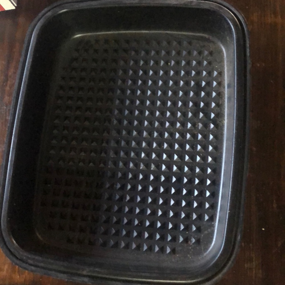 Tupperware meat marinade container